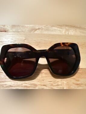 Aura Tortoiseshell Oversized Sunglasses with Brown Lenses